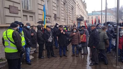Львів знову вийшов на протест проти тарифів (ФОТО)