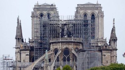 У соборі Паризької Богоматері провели перший концерт після пожежі (ВІДЕО)