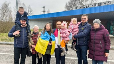Україна повернула додому ще дев'ятьох дітей