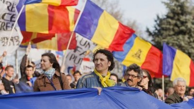 Молдова заговорить румунською