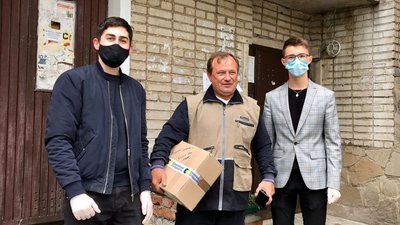Як "Солідарна молодь Львівщини" під час пандемії допомагає українцям (ФОТО)