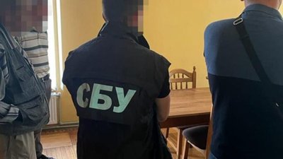 За хабарі здавав в оренду спецтехніку, яка мала б використовуватись ЗСУ (ФОТО, ВІДЕО)