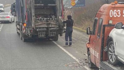 Біля Львова сміттєвоз та евакуатор потрапили у ДТП