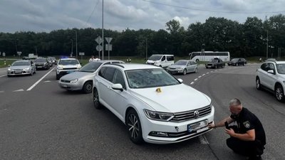 У Стрию внаслідок наїзду автомобіля травмовані два пішоходи