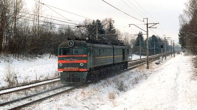 Біля Львова чоловік потрапив під залізничний локомотив