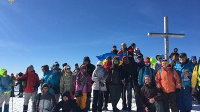 На Львівщині відбулось традиційне масове сходження на гору Говерлу