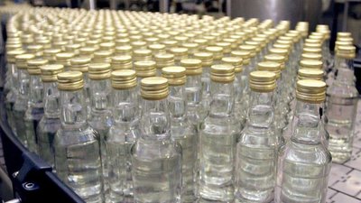 Біля Червонограда «накрили» підпільний горілчаний цех