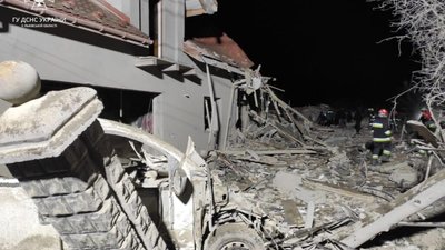 ДСНС оприлюднили фото наслідків ракетного удару на Львівщині