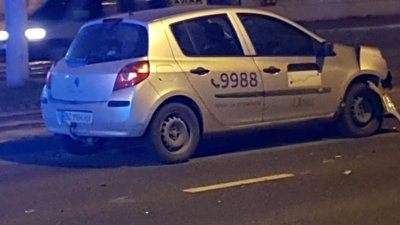 Таксі дозволили користуватися смугами руху громадського транспорту