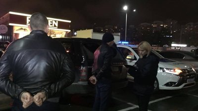 Затримані з вибухівкою у центрі Києва відмовляються давати свідчення