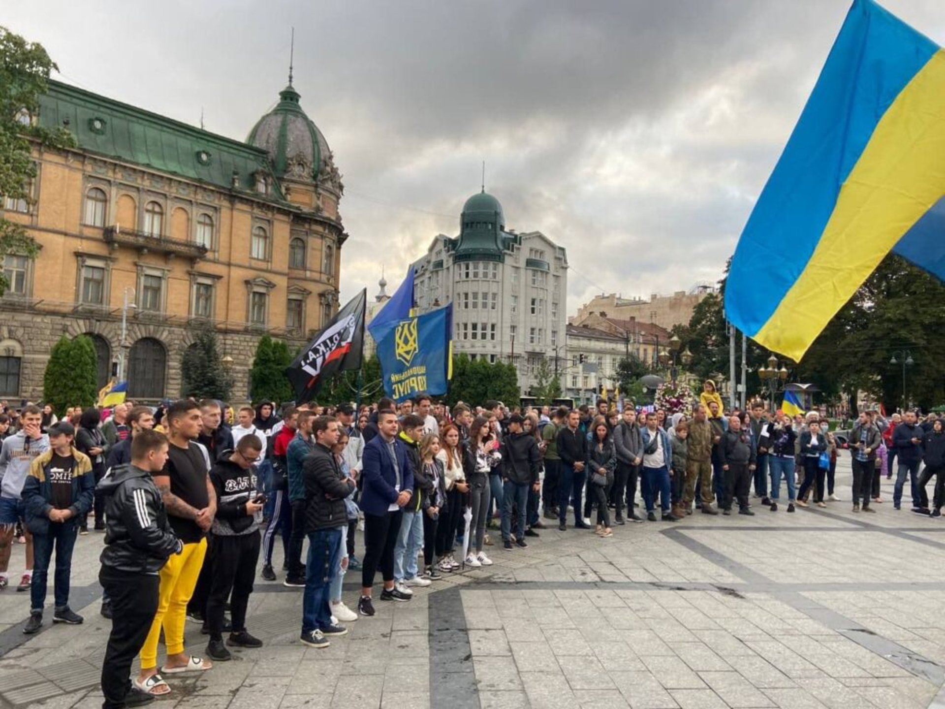 У Львові пройшов автопробіг