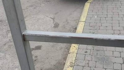 У Львові мікроавтобус збив жінку на зупинці (ФОТО)