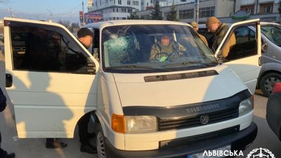 У Львові на хабарі затримано керівника структурного підрозділу військової частини (ФОТОРЕПОРТАЖ)