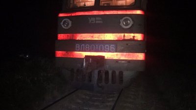 У Львові потяг збив п'яного чоловіка