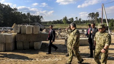 До кінця року на Львівщині тисяча військових-контрактників матиме покращені казарми