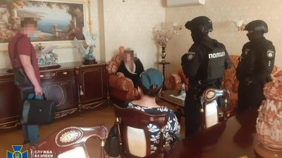 СБУ викрила масштабну оборудку на Укрзалізниці (ФОТО)