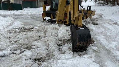 У Львові зафіксовано витік води на території заводу «Іскра»