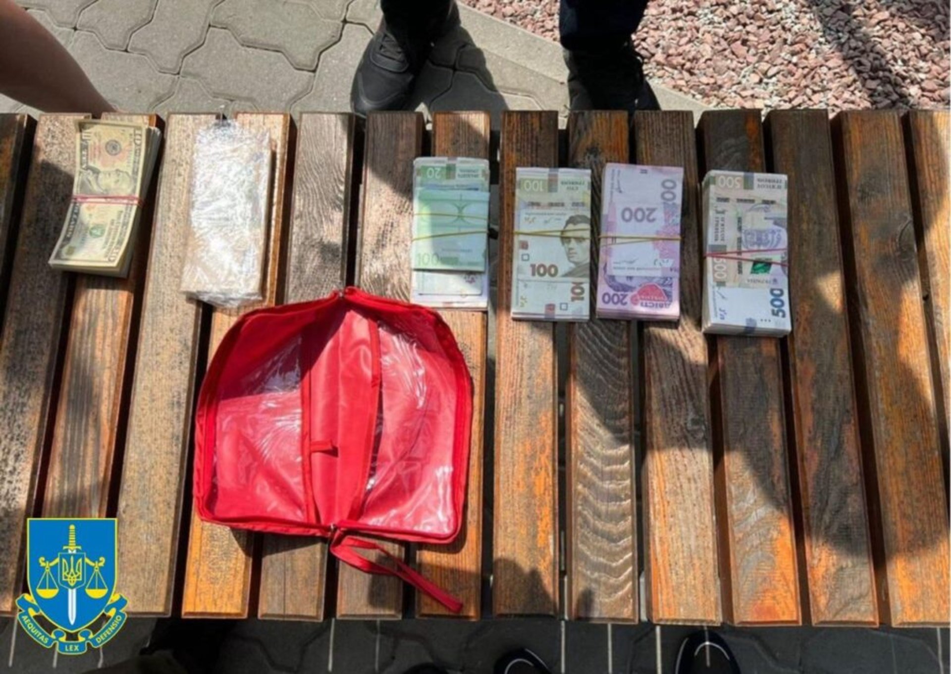На Львівщині викрито злочинну схему безперешкодного розмитнення автомобілів