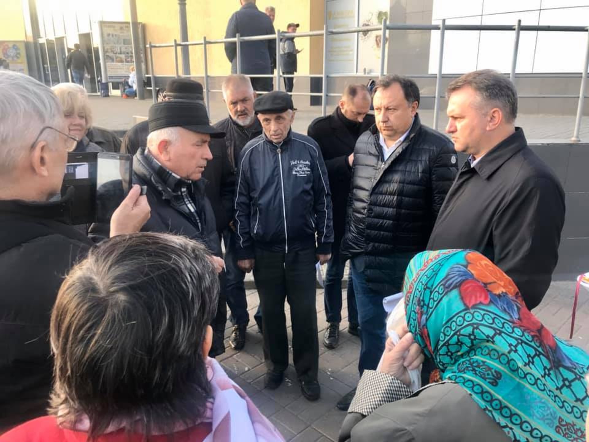 Біда, якщо при владі знизу догори популісти, а ціни ростуть не по-дитячому, - Синютка. Фото - ФБ Синютки