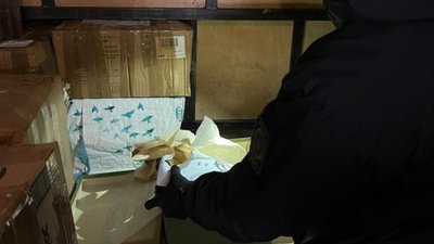 На кордоні з Польщею виявили крам відомих брендів