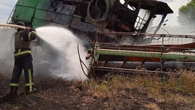 На Харківщині горіли склади продовольчого підприємства