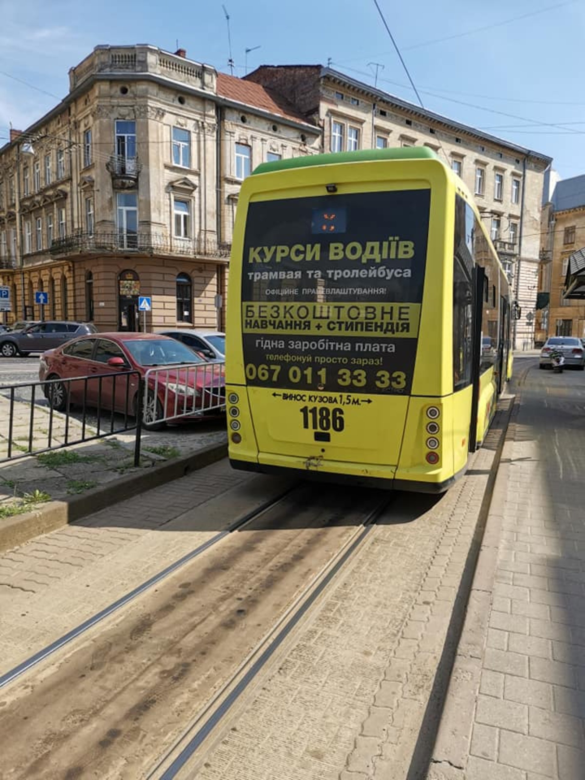 У Львові у трамвая не працює пандус, фото ГЛМЛ