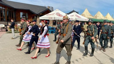 На Львівщині відбувається перший всеукраїнський фестиваль історичної пісні та поезії (ФОТО)