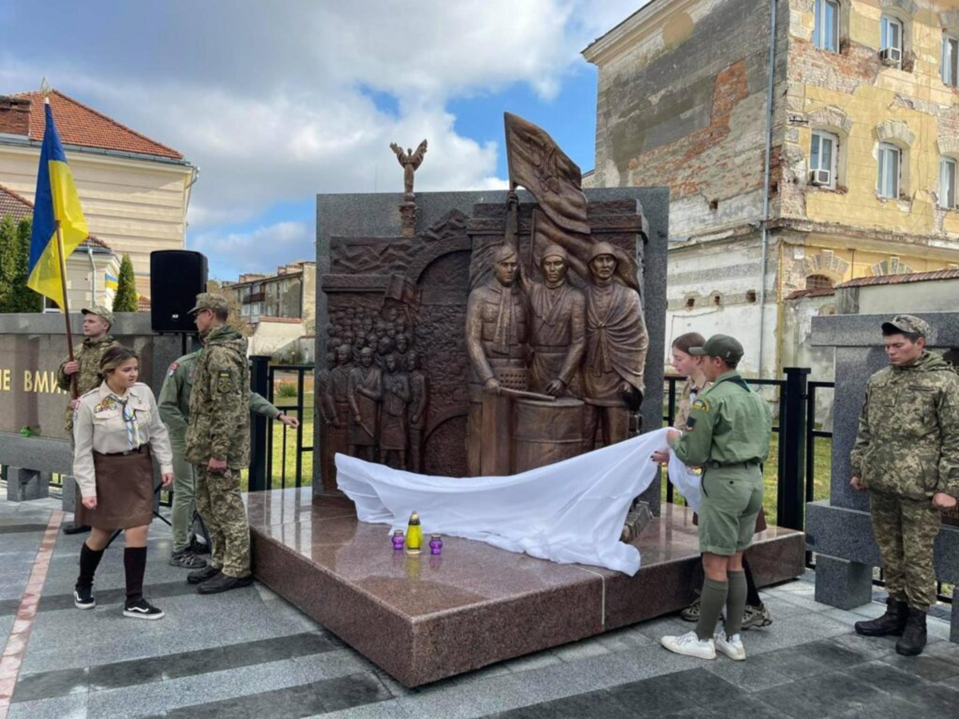 На Львівщині відкрили пам’ятник Небесній Сотні та Героям АТО/ООС, фото Стрийська міська рада