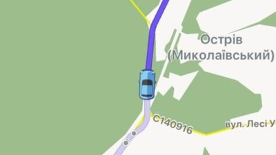 На трасі «Київ - Чоп» вантажівка злетіла з траси (ВІДЕО)