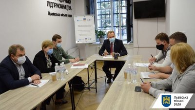 Начальник управління транспорту Садового думає, що затори можна зменшити, якщо додати на маршрут ще один автобус