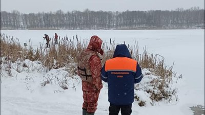 Біля Львова провалився під лід рибалка (ФОТО)