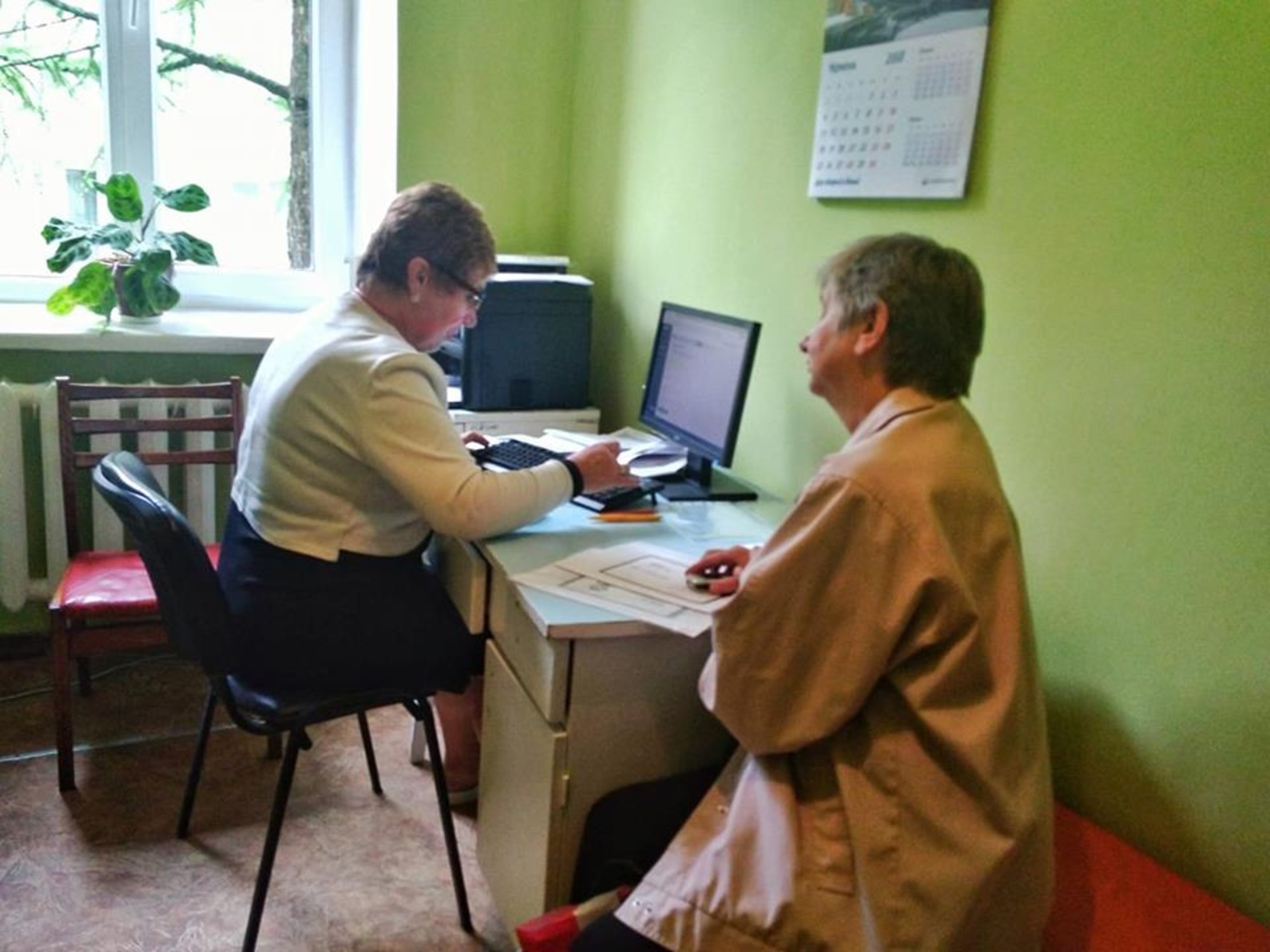 Пацієнти оформлюють угоди з сімейними лікарями