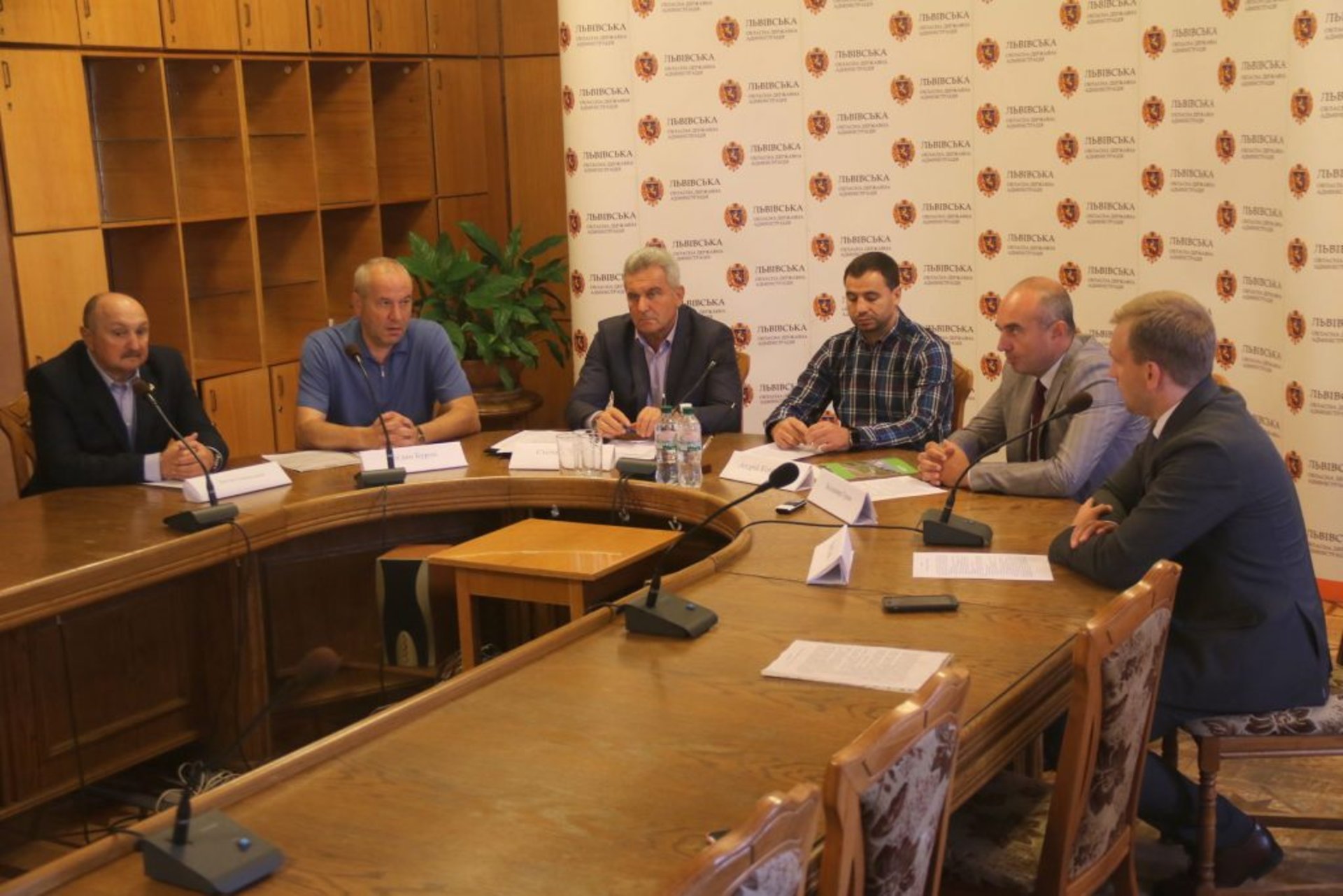 Підписання меморандуму між Львівським училищем фізичної культури та Благодійним фондом Андрія Котельника щодо створення на базі ЛУФК першої Академії боксу в Україні