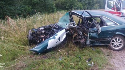 На Львівщині на трасі перекрили рух на двох смугах (ФОТО)