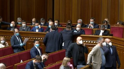 Рада сьогодні не відправить уряд у відставку (ВІДЕО)