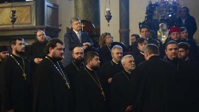 Порошенко: Томос про автокефалію довершить утвердження самостійності Української держави