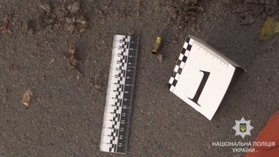 Біля Львова виявили  59-річного чоловіка з простреленою головою