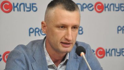 Садового звинуватили у змові заради крадіжки територій парків і скверів