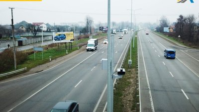 На Львівщині встановили перші три камери автоматичної фіксації порушень ПДР (ФОТО)