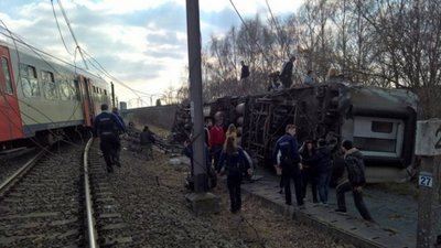 У Бельгії потяг наїхав на бригаду робітників