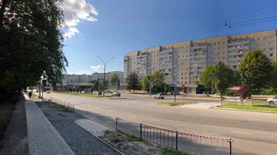 Обіцяного чекають п’ять років: на Науковій нарешті змінять рух на проблемному повороті