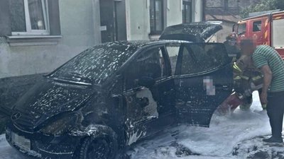 На Львівщині згорів автомобіль