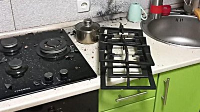 У Львові у квартирі розірвалась акумуляторна батарея в LED-ліхтарі