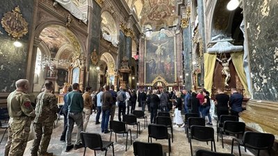 Львів попрощався із 45-річним захисником України (ФОТО)
