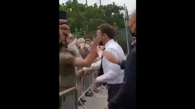 У Франції засудили чоловіка, який дав ляпаса Макрону (ВІДЕО)
