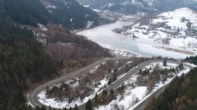 Зимові дороги на Львівщині з висоти пташиного польоту (ФОТО)