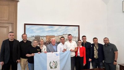 Львів вітає гостей з Гватемали