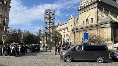 У центрі Львова перекривали рух (ФОТО, ВІДЕО)