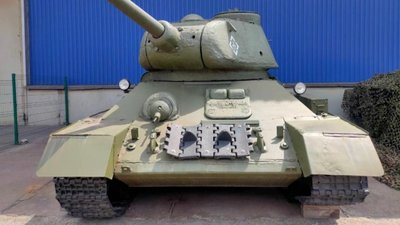 Тернопільська міськрада виставила на продаж радянський танк