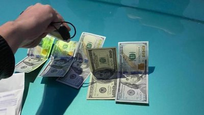 1 тис дол США: у Львові на хабарі викрито судового експерта (ФОТО, ВІДЕО)